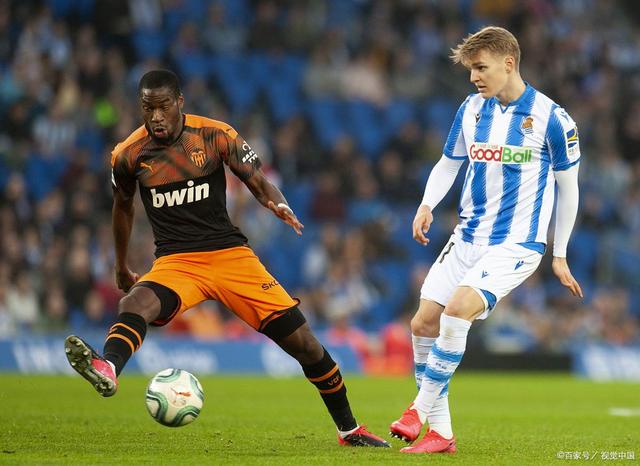 杜塞尔多夫队实力抢眼,冲击联赛前列的简单介绍 杜塞尔多夫队实力抢眼,冲击联赛前列的简单介绍