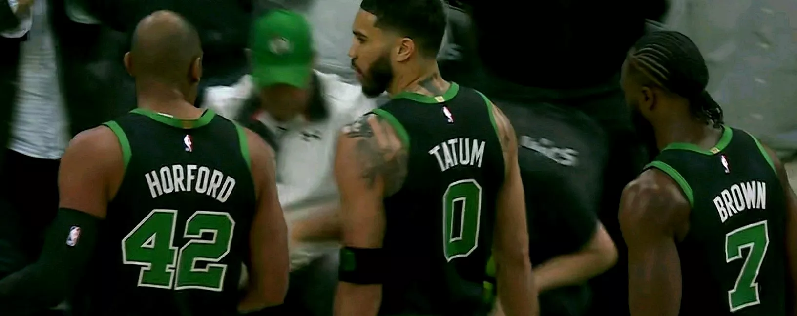 爱游戏入口-凯尔特人轻取黄蜂！沃克全场分助球队胜出的简单介绍