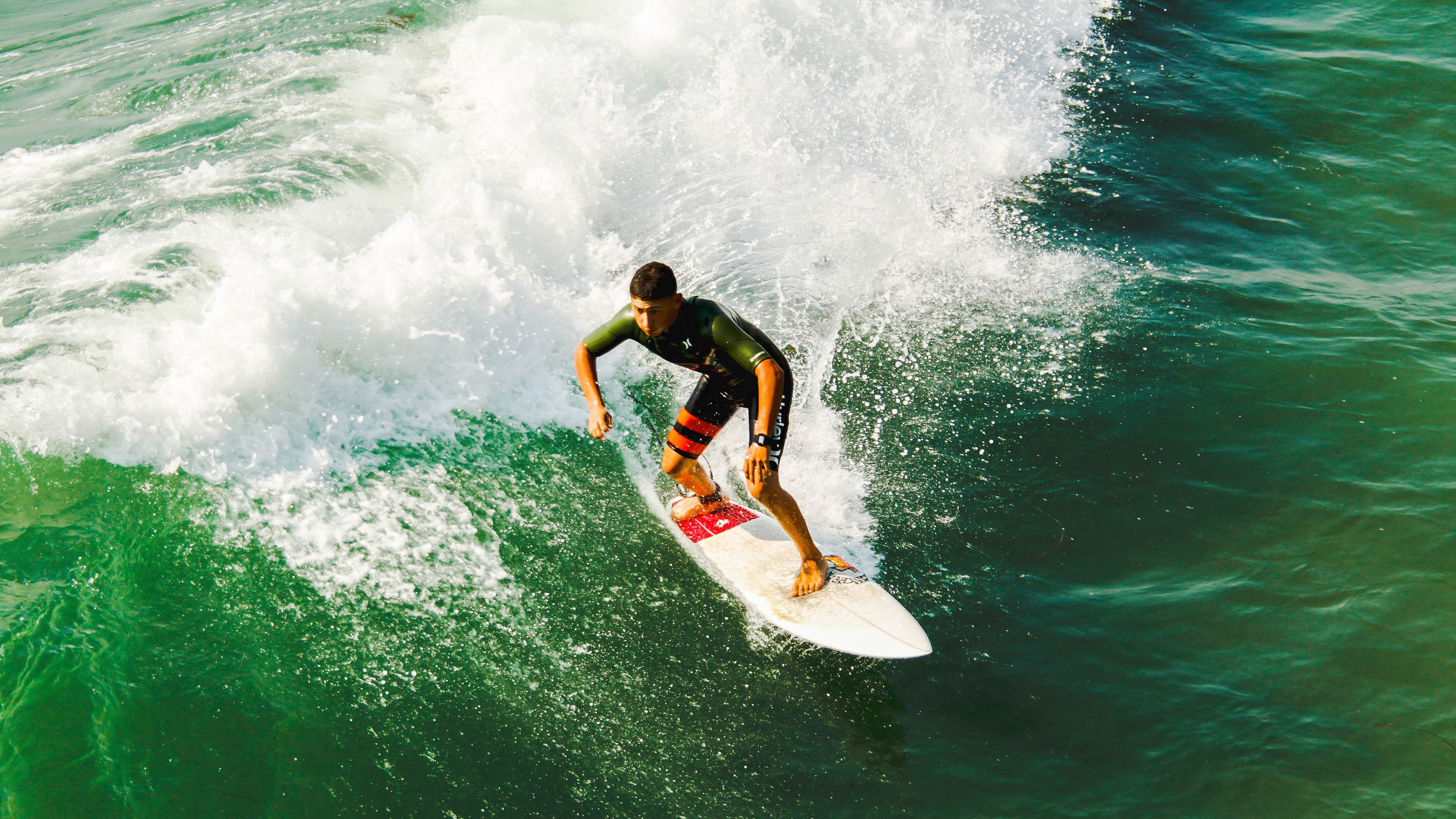 从CBA到世界杯，山西的团队压制与保罗的个人接管—现代篮球的两种胜利哲学