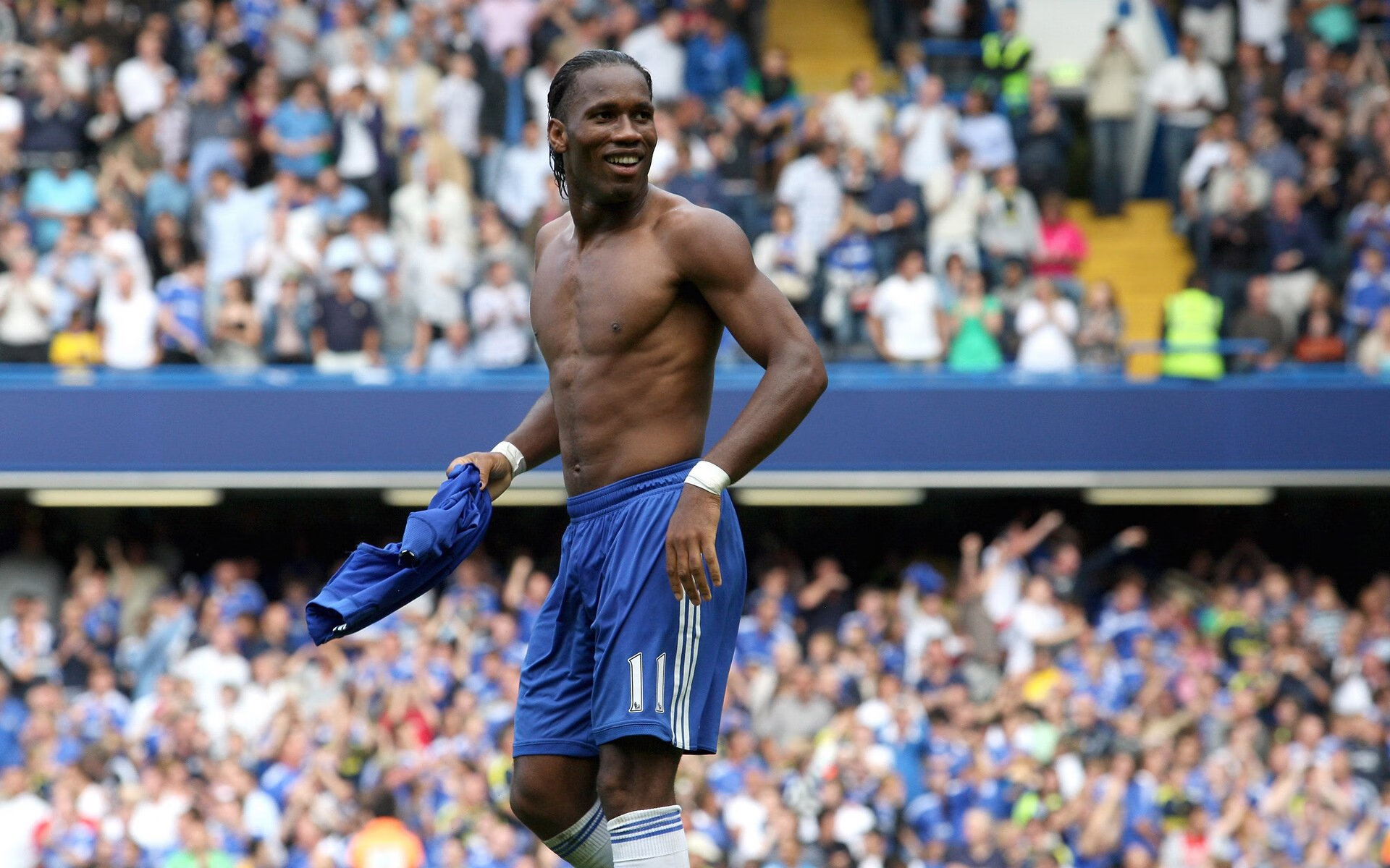 法老掀翻中北美铁骑，苏亚雷斯用节奏掌控书写埃及足球新章